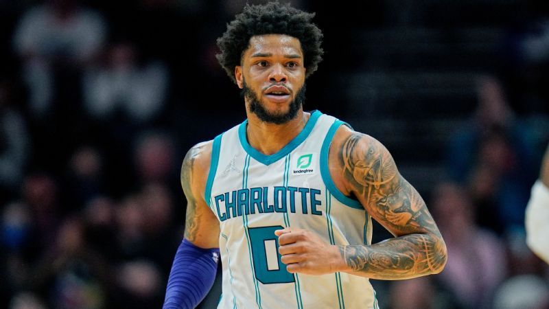 Miles Bridges, from the Hornets, surrenders after arrest warrant is issued - ESPN