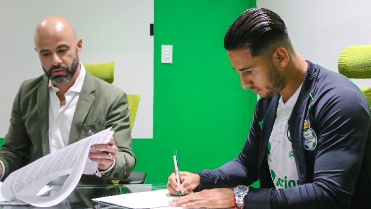 Santos hace oficial el regreso de Cecilio Domínguez a la Liga MX