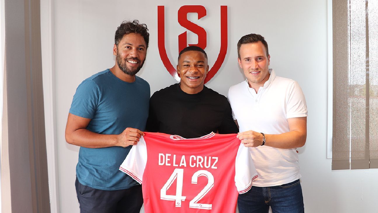 Maiky De la Cruz presentado como nuevo jugador del Stade de Reims