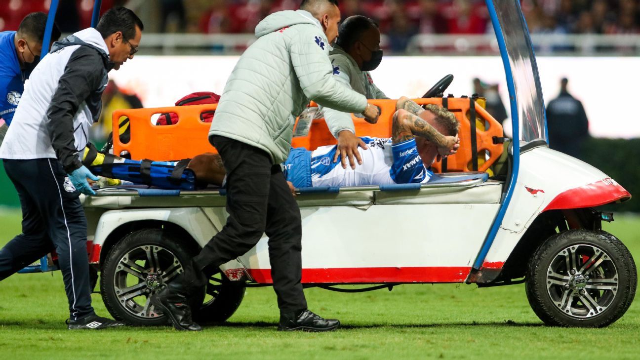 Puebla: Gustavo Ferrareis, out for four months due to injury.