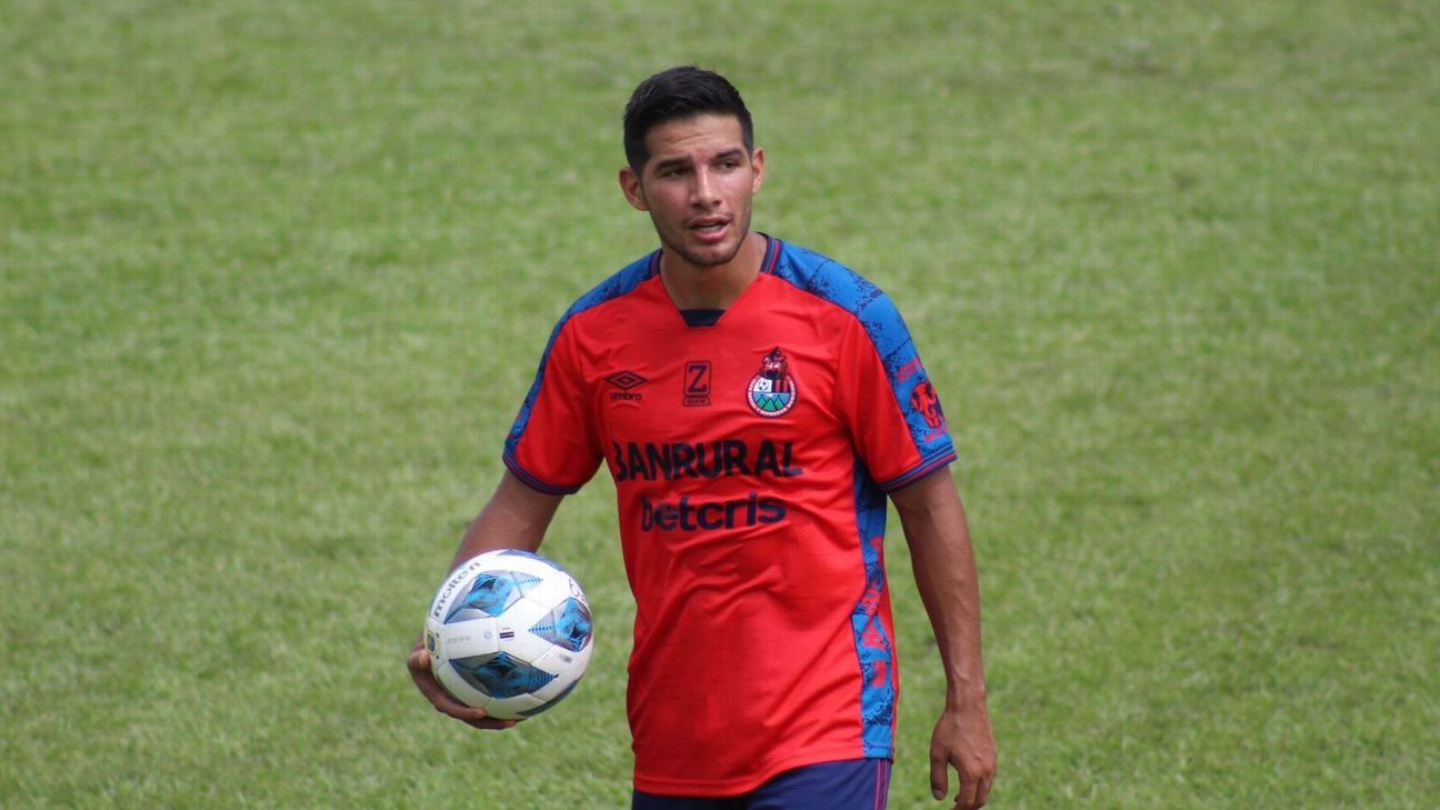 ¡No sigue de rojo! Jesús 'Chucho' López se despide de Municipal tras una temporada - ESPN