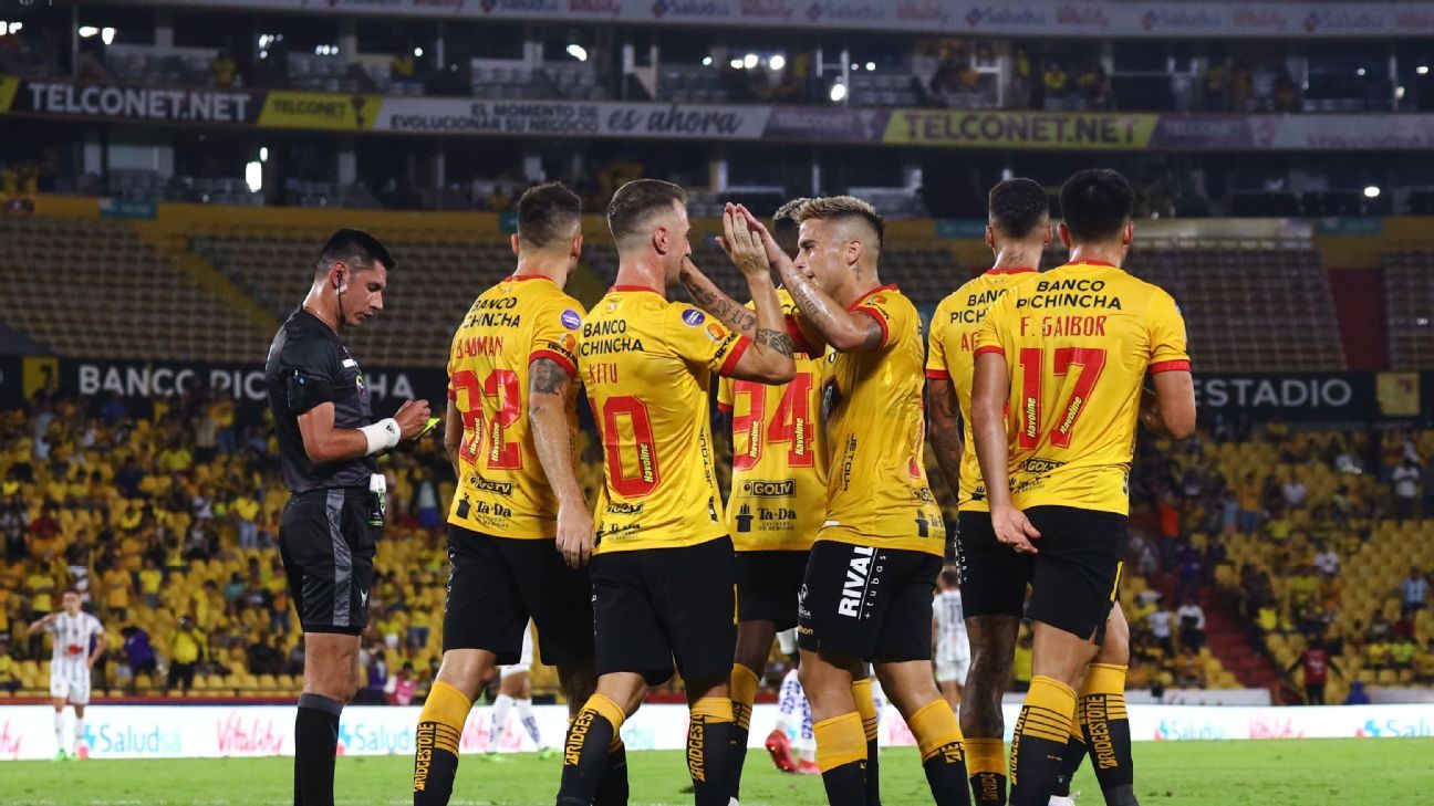 Fabián Bustos suma a un viejo conocido al plantel de Universitario - ESPN