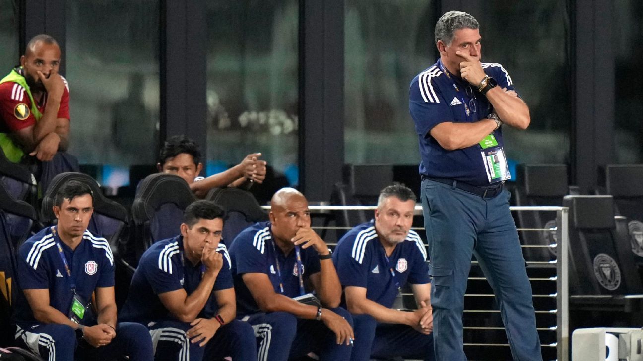 ¿Por qué Suárez insiste en pedir tranquilidad para Costa Rica en plena crisis? - ESPN