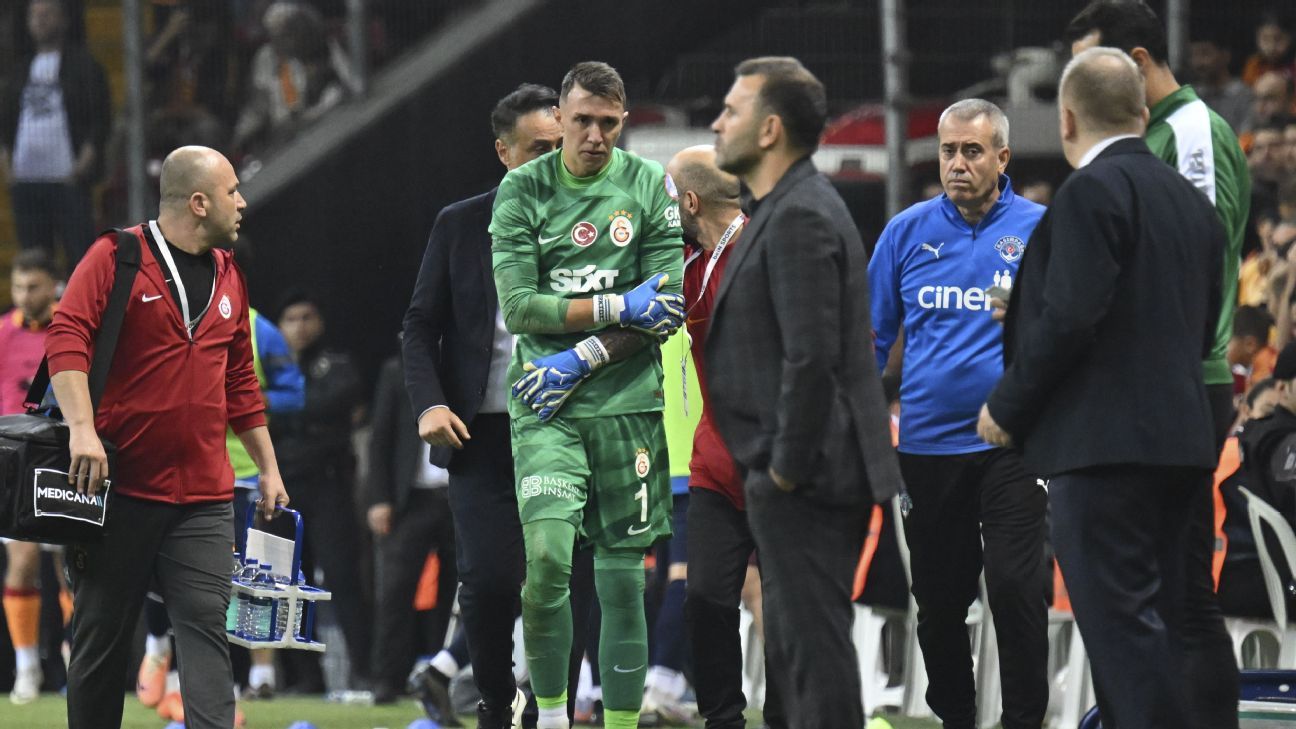 Fernando Muslera salió lesionado en Galatasaray - ESPN