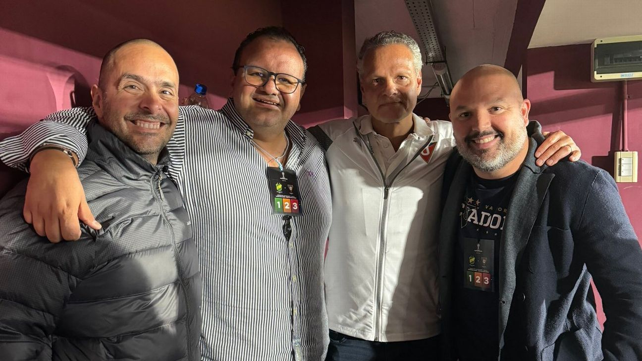 Miguel Ángel Loor a Esteban Paz: 