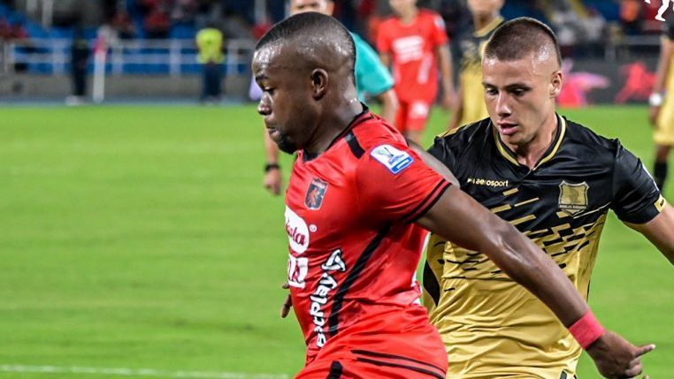 Graterol cometió penal y Águilas Doradas cantó el primero frente al América - ESPN