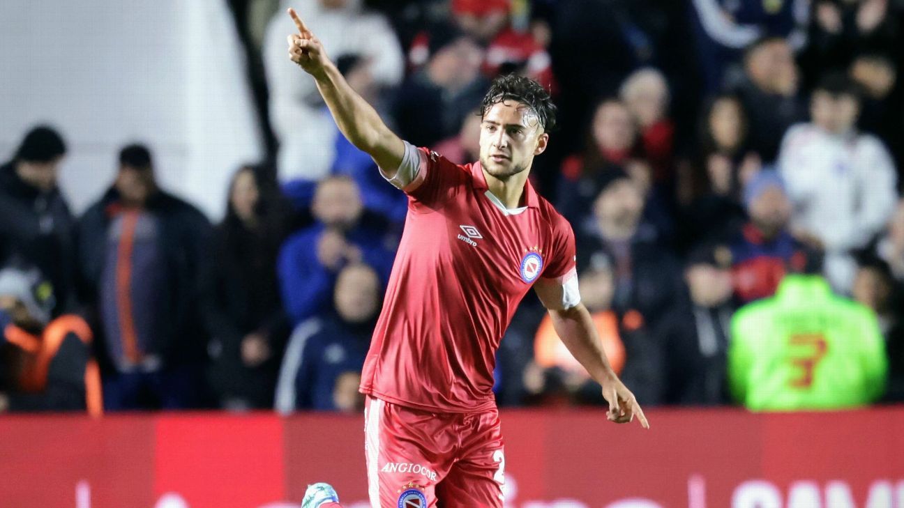 Marco Di Césare será refuerzo de Racing Club, desde Argentinos - ESPN