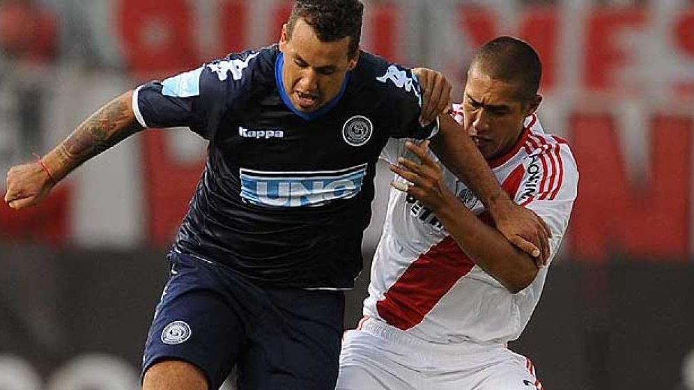 El singular último cruce oficial entre River e Independiente Rivadavia - ESPN
