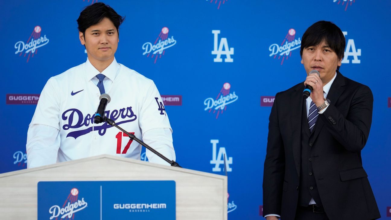 Dodgers fire Shohei Ohtani's interpreter amid allegation of 'massive theft' - ESPN