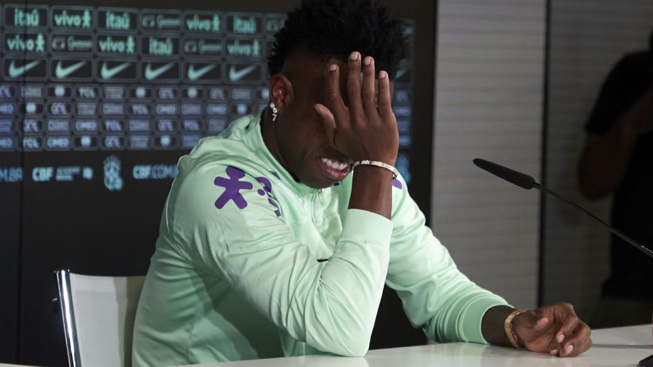 Vinícius lamenta tres nuevos casos de racismo y los califica como 