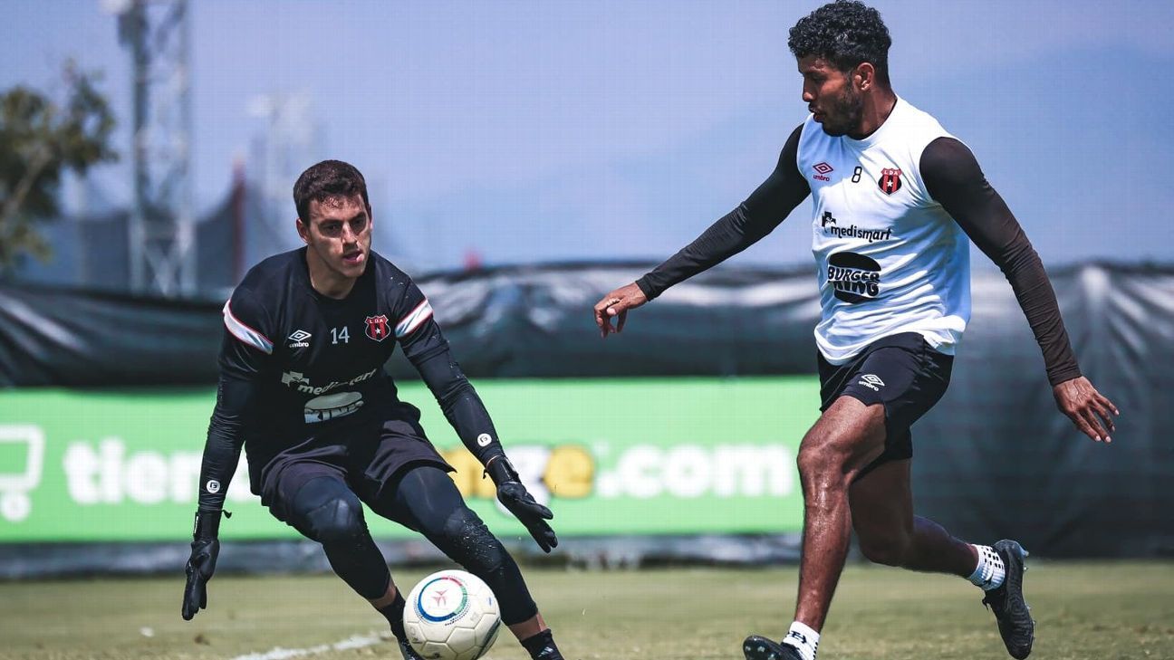 Arquero de Alajuelense adelanta su salida del club antes de la final - ESPN