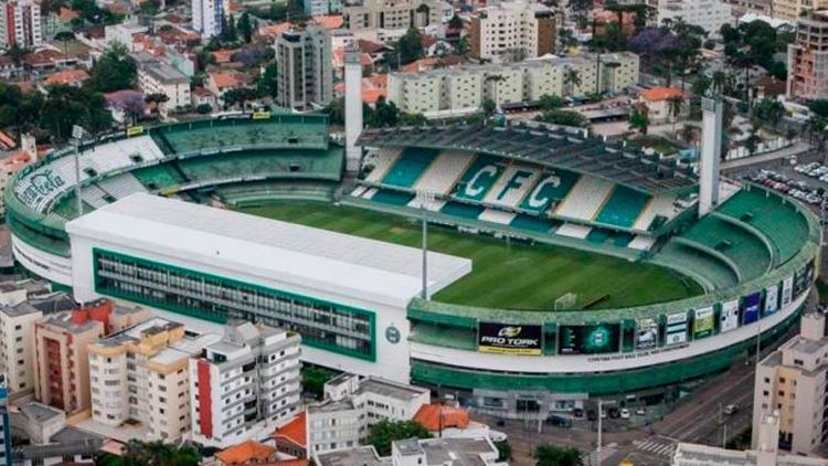 Francisco Egas dijo que Brasil inscribió a Curitiba como sede del partido 