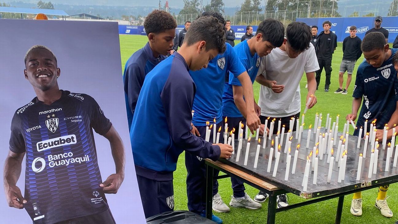 Independiente del Valle realizó un homenaje ante el sensible fallecimiento de Roberto Cabezas - ESPN