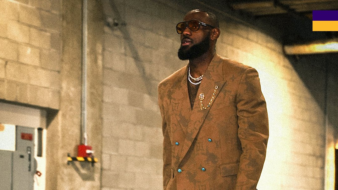 LeBron James tops NBA's opening night fashionable fits - ESPN