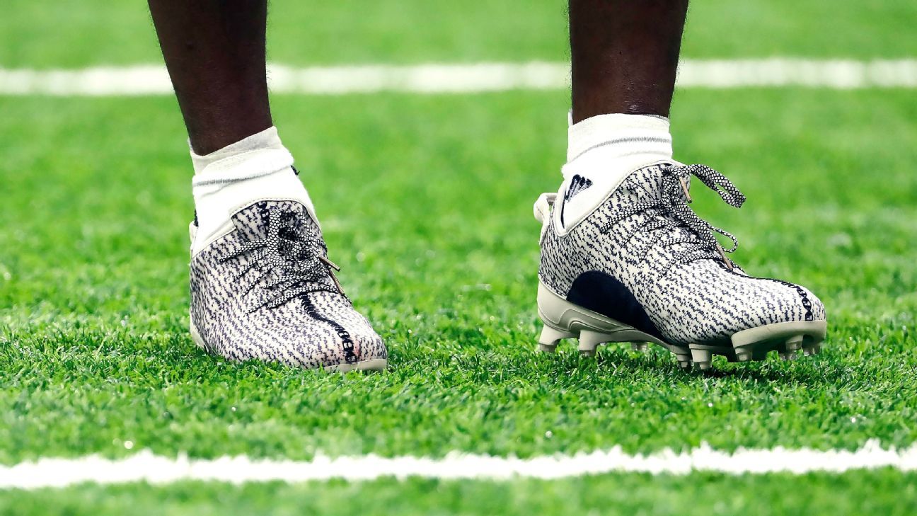 Texans' Hopkins shows off Yeezy 350 cleats : Related Articles | OOYUZ