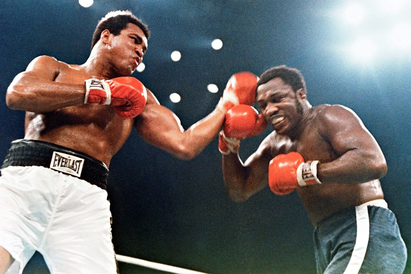 MUHAMMAD ALI 1942 - 2016