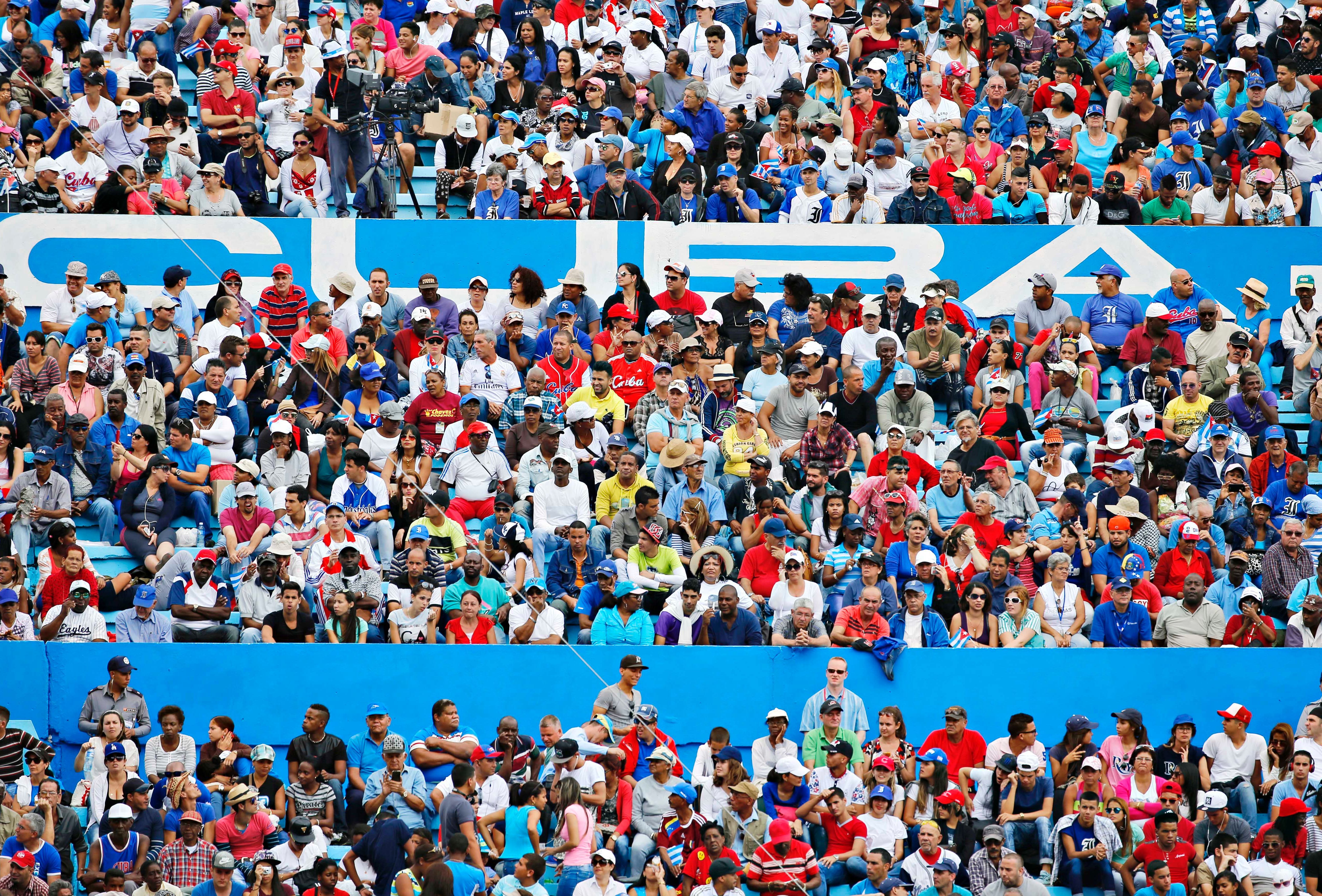 Fan�ticos del b�isbol