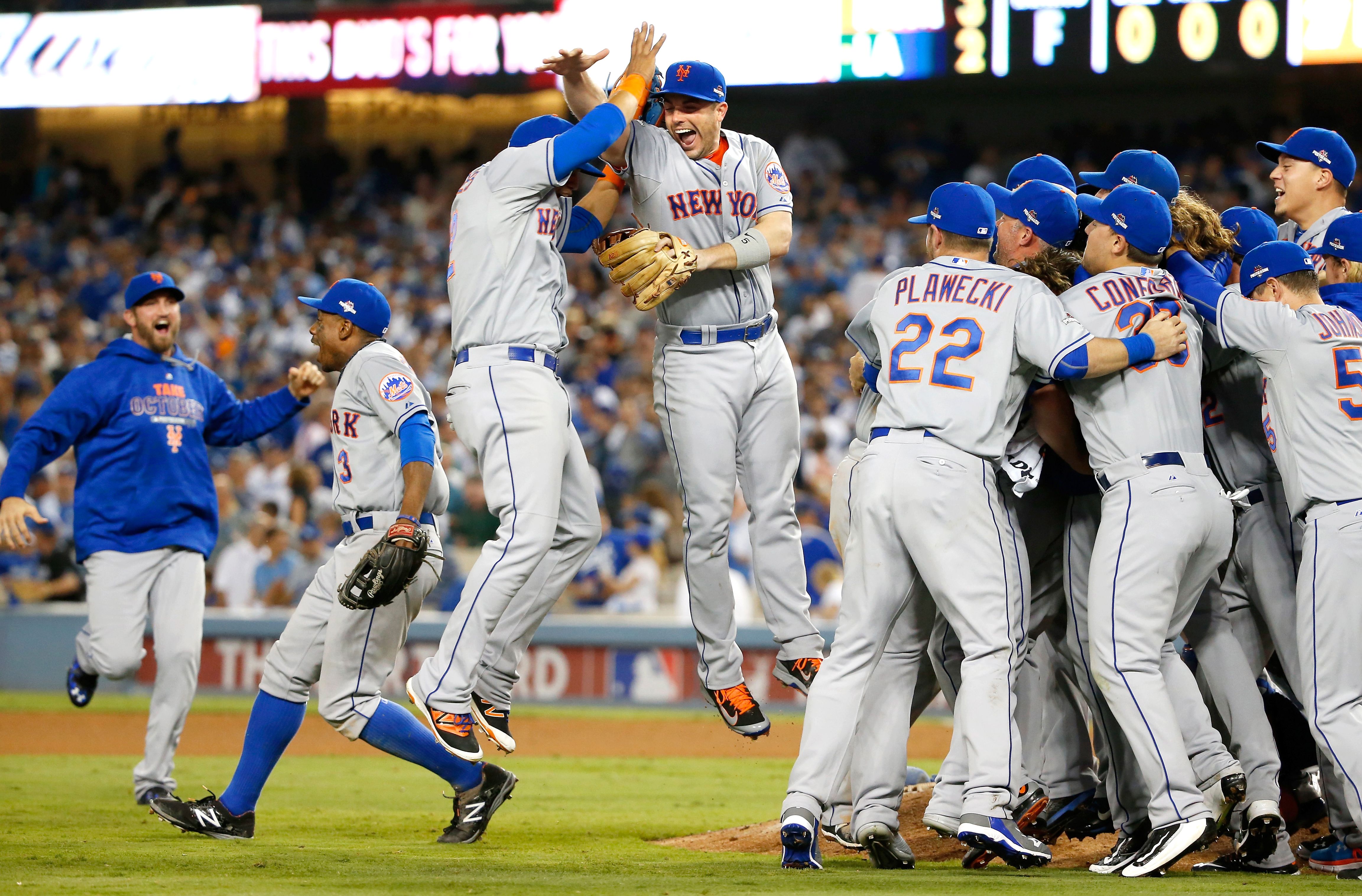 Simply Amazin' - Photos: Mets Vs. Dodgers In NLDS - ESPN