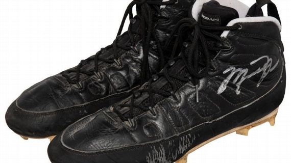 How a Utah Jazz ballboy got Michael Jordan's iconic flu game shoes, Basketball Network
