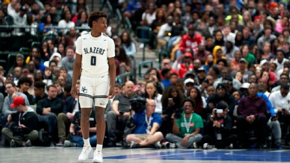 Bronny James Shows Out.. Sierra Canyon vs Campbell Hall 