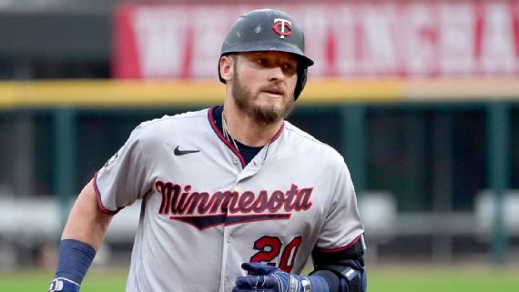 Josh Donaldson traded from Twins to Yankees in five-player deal