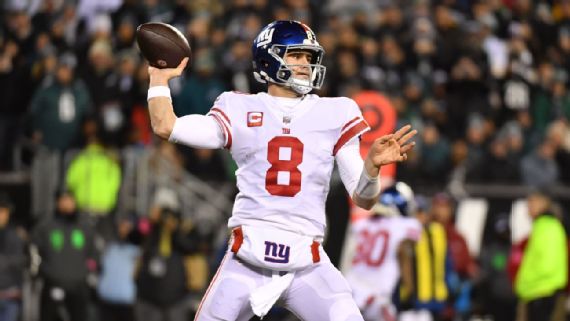 Giants vs. Broncos: Ben McAdoo isn't calling plays for the Giants