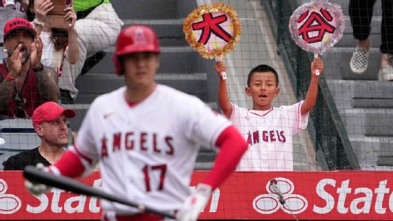 Shohei Ohtani homers in last home game before trade deadline as the Angels  beat the Pirates 7-5