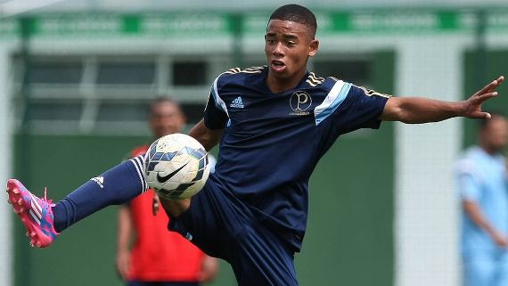 Gareca revela problema de bastidor que o impediu de escalar Gabriel Jesus no Palmeiras, em 2014