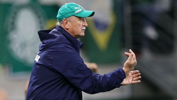 Felipão diz que não dará mais coletivas quando Palmeiras ganhar; Paulo Turra falará em seu lugar