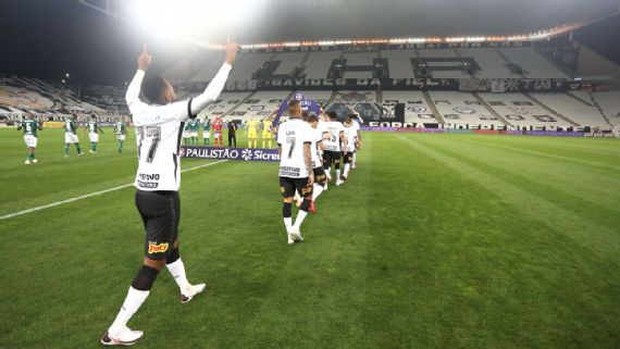 Peso nos bolsos! Veja quanto o Corinthians tem que desembolsar cada vez que se atrasa na volta do intervalo