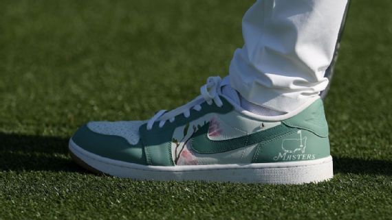 Phil Mickelson`s Masters themed shoes