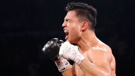 Armando Resendiz lands punches on Caleb Plant