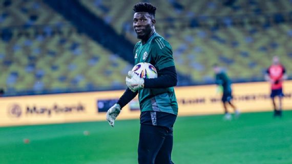André onana ⁣is keen to fight for his place at Old Trafford.