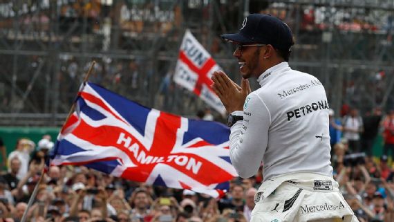 Lewis Hamilton celebra su victoria en Silverstone 2017