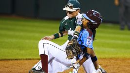 Mo'ne Davis, former Little League World Series star, makes her college  softball debut for Hampton