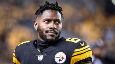 Report: Antonio Brown upset he wasn't voted Pittsburgh Steelers' MVP