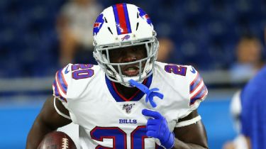 Buffalo's ageless Frank Gore: the bell-cow back who's doing the impossible, Buffalo Bills