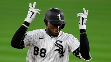 Cuban Luis Robert nears majors