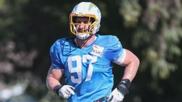 Chargers' Bosa enjoying learning curve with new defense