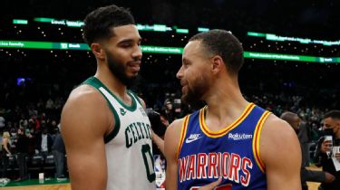 ESPN - ESPN's Basketball Power Index gives the Boston Celtics a good chance  to beat the Golden State Warriors in the NBA Finals 