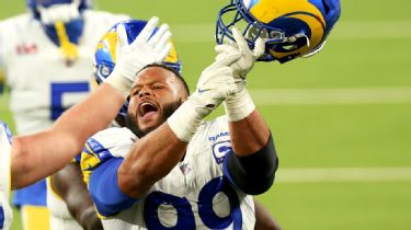 Rams Give Aaron Donald Record-Setting Raise