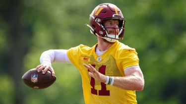 All eyes on Carson Wentz in first Commanders training camp