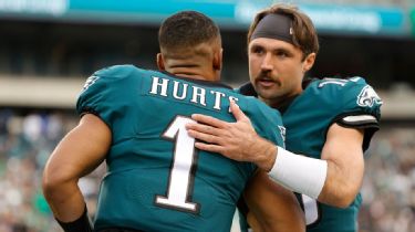 Back-up QB Minshew leads Eagles grounding of Jets; Omicron