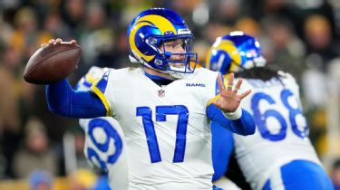 Baker Mayfield looks for more magic as Rams face Packers