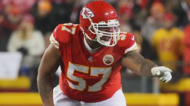 Bengals sign former Chiefs OT Brown to four-year deal