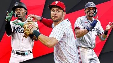 The MLB Now panel breaks down the NL Wild Card race 