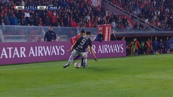 Belleza Pibe Alan Velasco Tiro Un Cano Impresionante Espn Video