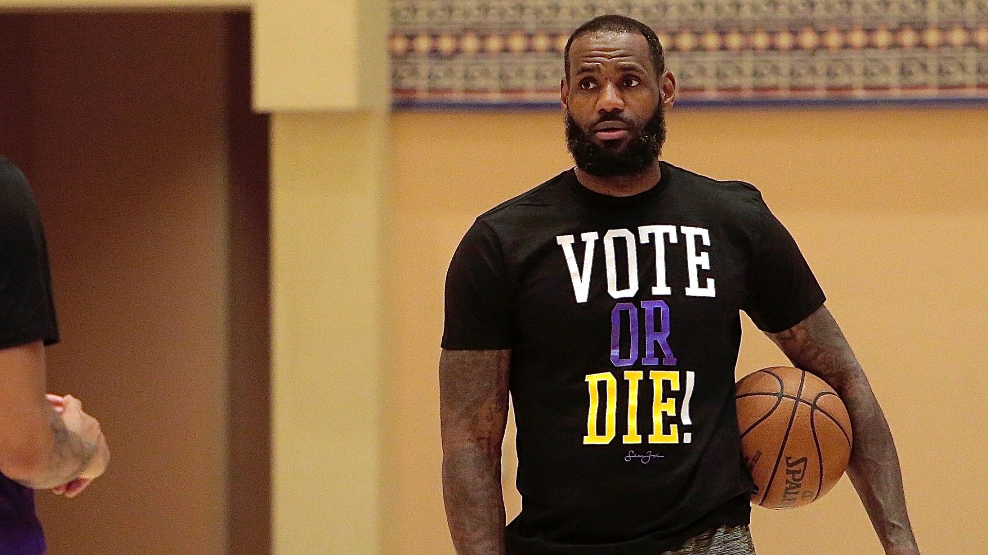 LeBron wears 'Vote or Die' shirt to practice - ESPN Video