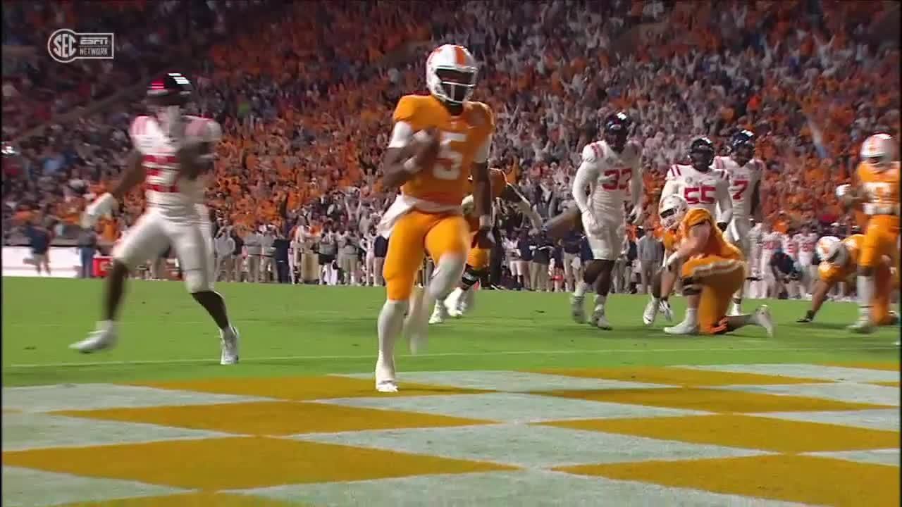 Hendon Hooker Takes It Himself On Td Vs Ole Miss Espn Video