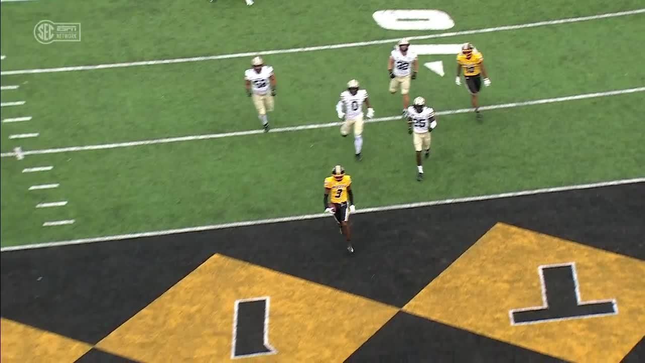 Luther Burden III zips through Vandy's defense for a Missouri TD ESPN